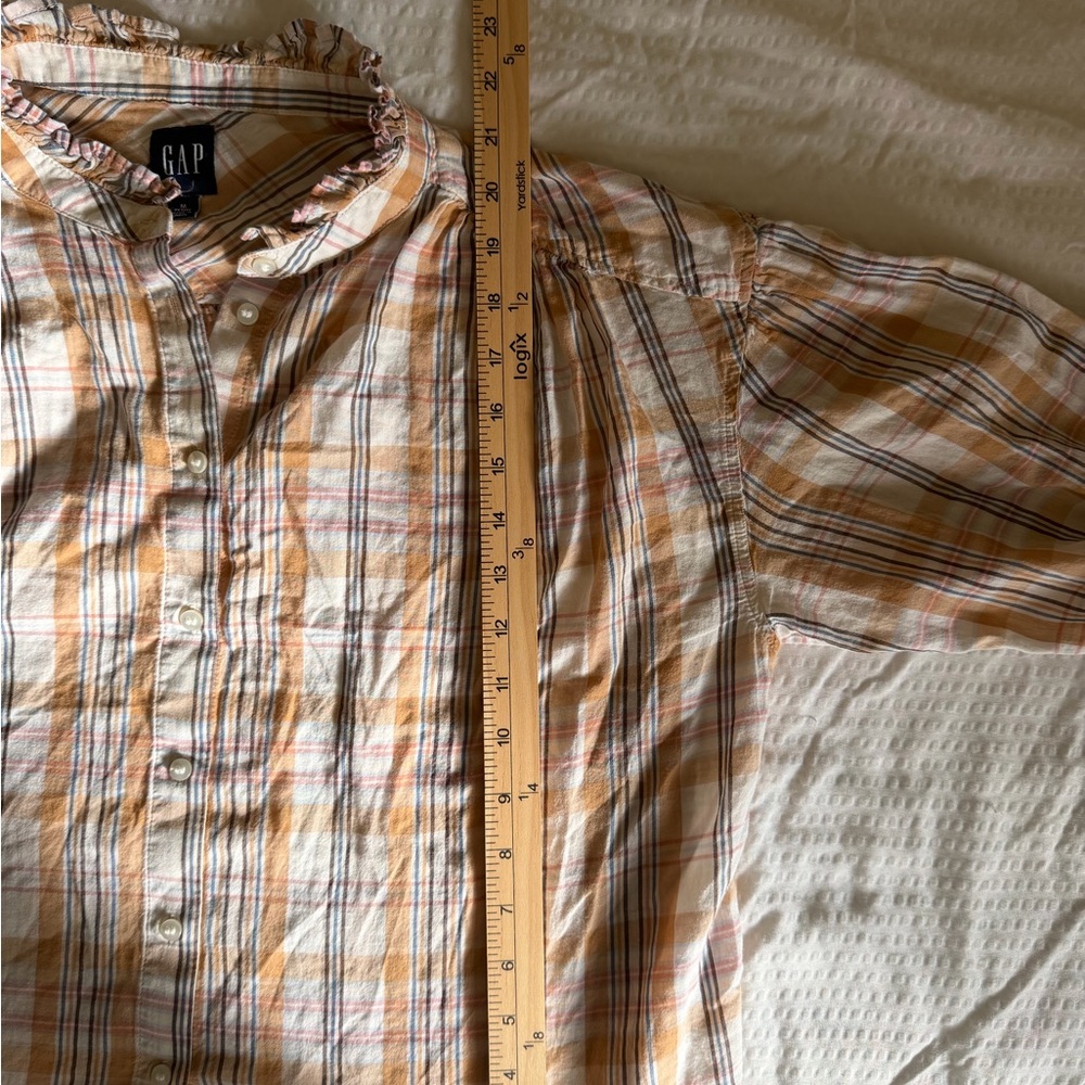 GAP Neutral Plaid Button up shirt - Picture 6 of 6